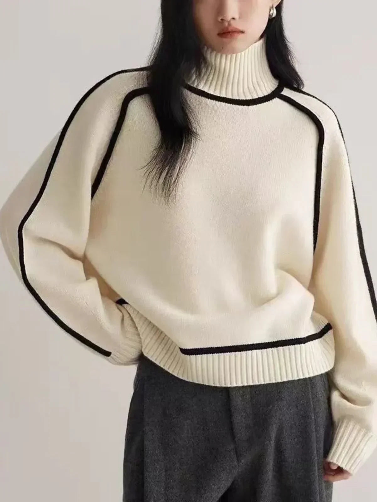 Luna | Elegant Turtleneck sweater